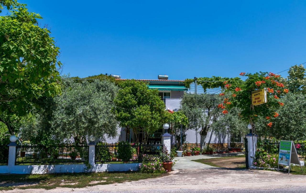 Studios Panagiotas House Astris Eksteriør bilde